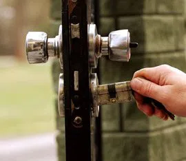 Town Center Locksmith Shop Philadelphia, PA 215-622-2263 - 13-Re-Key-Locks