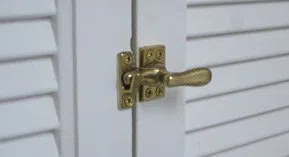 Town Center Locksmith Shop Philadelphia, PA 215-622-2263 - 9-Garage-Door-Locks